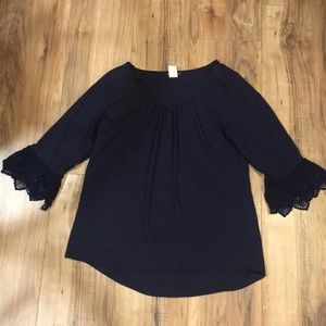 Boutique blue blouse with lace sleeves!